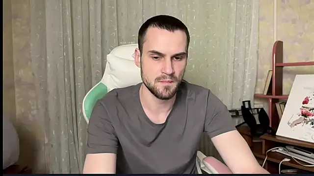 Snapshot of Iveraan chatting on November 6, 2025, 7:29 pm Iveraan online show from November 6, 2025, 7:29 pm