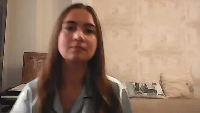 Snapshot of JinnyVibes chatting on October 7, 2025, 10:16 am JinnyVibes online show from October 7, 2025, 10:16 am