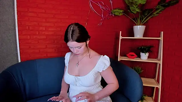 Sarah babyyy online show from October 5, 2025, 10:39 am