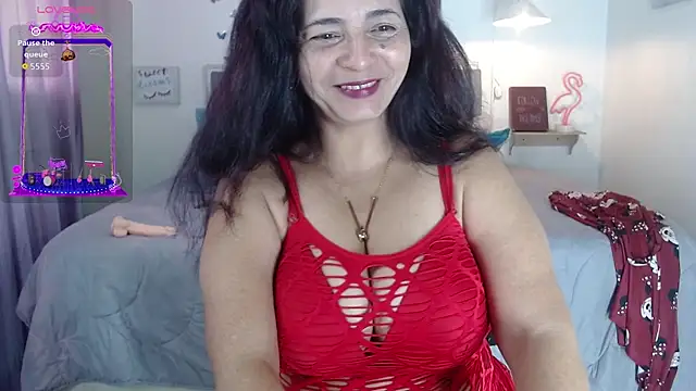 Snapshot of rosse_m chatting on October 5, 2025, 1:46 pm rosse m online show from October 5, 2025, 1:46 pm