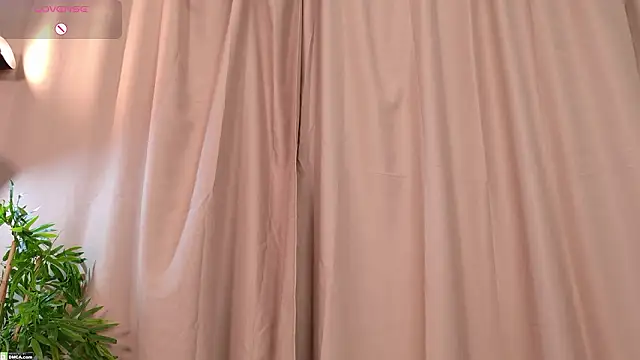 Snapshot of Playful_Lia chatting on March 2, 2026, 2:35 pm Playful Lia online show from March 2, 2026, 2:35 pm