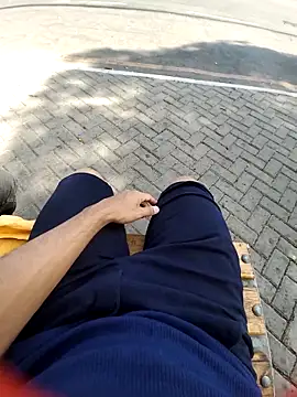 maxOliver12345 online show from October 7, 2025, 11:22 am