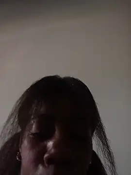 ThaliaWest online show from November 18, 2025, 6:44 pm