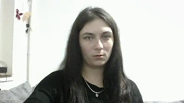 Twolatte1520 online show from November 24, 2025, 5:13 pm