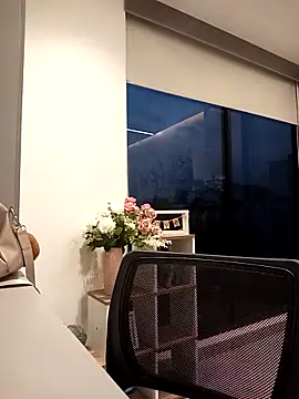 AliceJackkson online show from February 13, 2026, 11:21 am