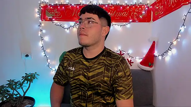 Snapshot of thiago_occonor chatting on November 26, 2025, 3:50 am thiago occonor online show from November 26, 2025, 3:50 am