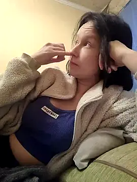 AlettaPaltrova online show from October 22, 2025, 4:12 am