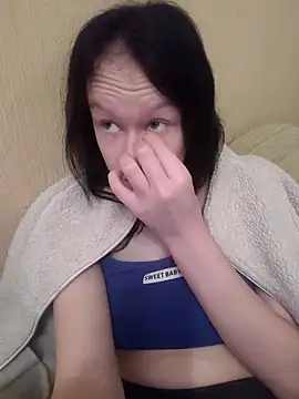 AlettaPaltrova online show from October 21, 2025, 4:06 pm