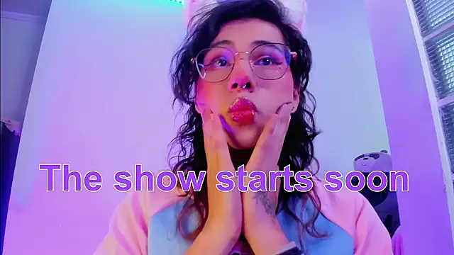 Snapshot of Sweet-SharoKitty chatting on December 1, 2025, 7:37 pm Sweet-SharoKitty online show from December 1, 2025, 7:37 pm