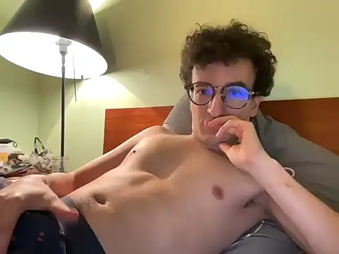 Snapshot of Poeta98@xh chatting on November 10, 2025, 8:14 pm Poeta98xh online show from November 10, 2025, 8:14 pm