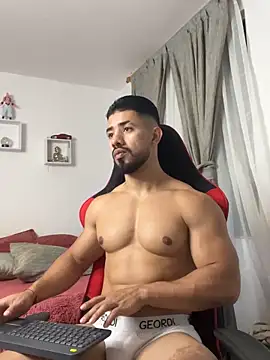 Ezzio Scolaro online show from February 3, 2026, 2:53 am