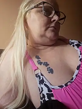 NieMaJazdyBezGwiazdy7883 online show from December 4, 2025, 7:24 pm