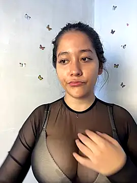 Nhefertary online show from October 6, 2025, 6:52 pm