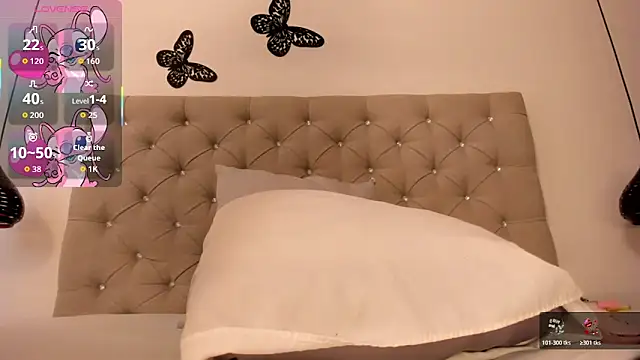 Rosse Alice  online show from October 29, 2025, 8:52 pm