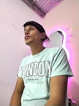 thaliad1531 online show from October 9, 2025, 12:00 am