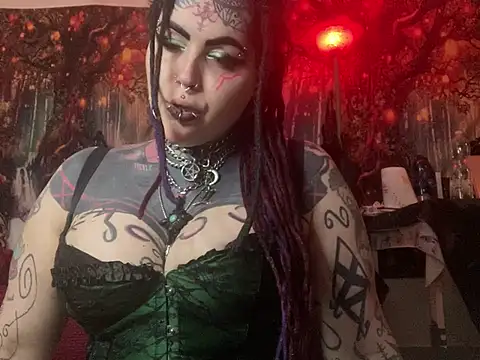 nyxvelon online show from February 13, 2026, 9:15 pm