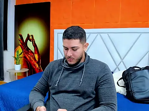 Snapshot of jasonshaw25 chatting on November 13, 2025, 5:17 pm jasonshaw25 online show from November 13, 2025, 5:17 pm