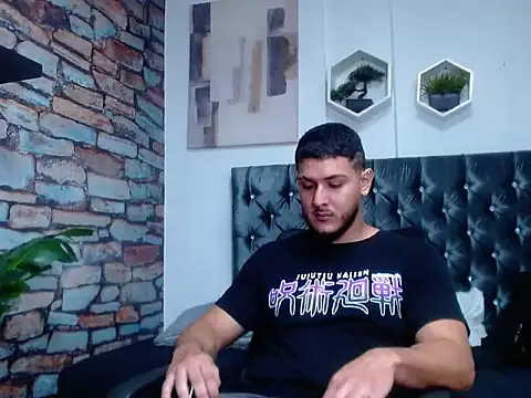 Snapshot of jasonshaw25 chatting on January 14, 2026, 10:13 pm jasonshaw25 online show from January 14, 2026, 10:13 pm