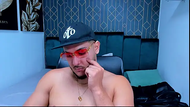 Snapshot of jasonshaw25 chatting on January 9, 2026, 4:58 pm jasonshaw25 online show from January 9, 2026, 4:58 pm