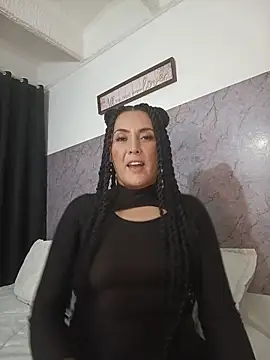 Snapshot of Nina-Velour chatting on October 18, 2025, 12:23 am Nina-Velour online show from October 18, 2025, 12:23 am