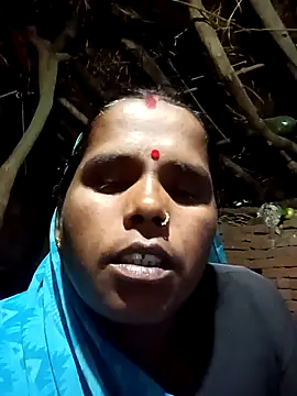 Snapshot of Janvi_tv chatting on October 29, 2025, 3:22 pm Janvi tv online show from October 29, 2025, 3:22 pm