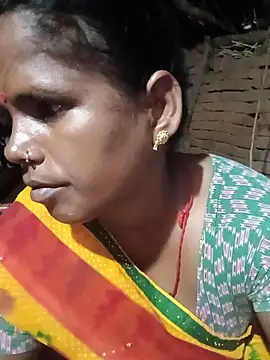 Snapshot of Janvi_tv chatting on October 7, 2025, 1:56 pm Janvi tv online show from October 7, 2025, 1:56 pm