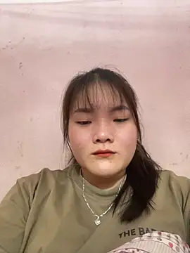 Beautiful-light22 online show from November 23, 2025, 1:04 am