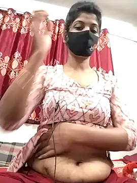 Snapshot of Queen-Any chatting on October 21, 2025, 8:41 pm Queen-Any online show from October 21, 2025, 8:41 pm