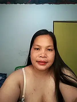 shyhotpinay 32 online show from October 26, 2025, 4:24 am