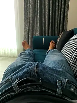 Sert erkek21 ysm online show from October 9, 2025, 2:28 pm