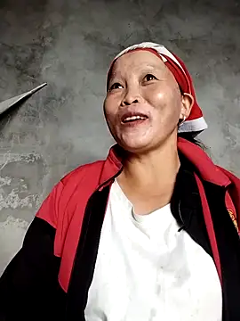 sumaybae online show from November 3, 2025, 5:01 am