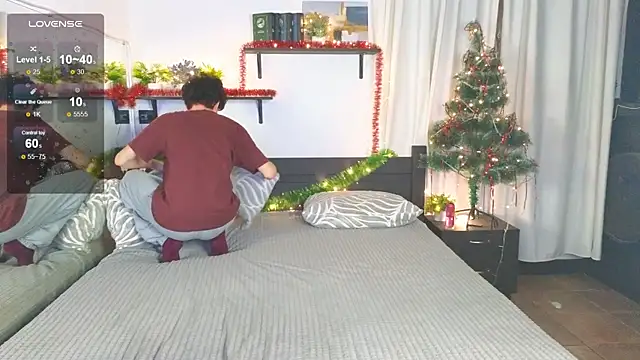 Snapshot of Cute_Mike chatting on December 17, 2025, 1:10 am Cute Mike online show from December 17, 2025, 1:10 am