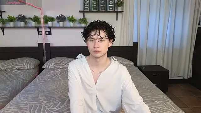 Snapshot of Cute_Mike chatting on February 8, 2026, 10:13 am Cute Mike online show from February 8, 2026, 10:13 am