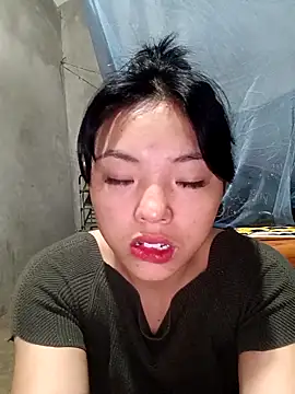 Snapshot of Genie_tin chatting on December 4, 2025, 10:42 pm Genie tin online show from December 4, 2025, 10:42 pm