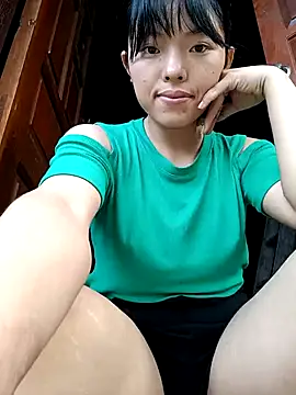 Snapshot of Genie_tin chatting on November 13, 2025, 7:23 am Genie tin online show from November 13, 2025, 7:23 am