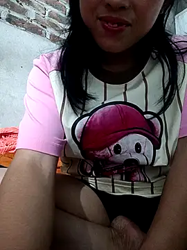 Snapshot of Genie_tin chatting on November 29, 2025, 8:36 am Genie tin online show from November 29, 2025, 8:36 am