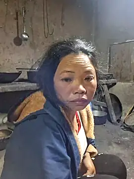 Snapshot of miomio-12 chatting on November 29, 2025, 9:59 pm miomio-12 online show from November 29, 2025, 9:59 pm