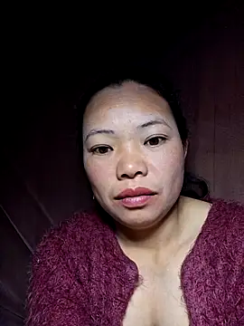 Snapshot of miomio-12 chatting on October 29, 2025, 9:36 pm miomio-12 online show from October 29, 2025, 9:36 pm