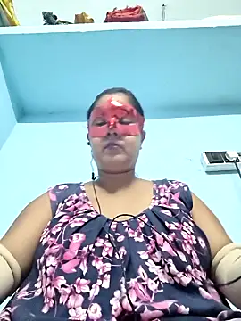 Snapshot of misti02 chatting on October 17, 2025, 4:53 pm misti02 online show from October 17, 2025, 4:53 pm
