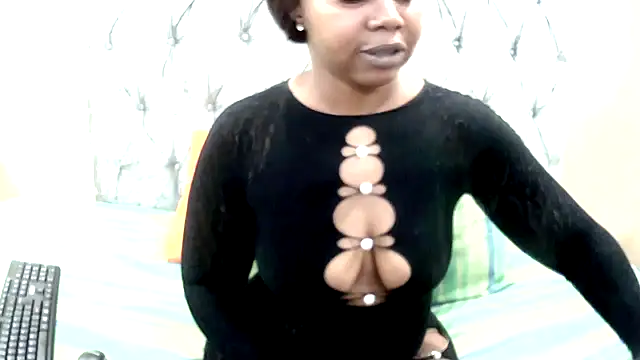 Lollilips105 online show from December 2, 2025, 5:47 pm