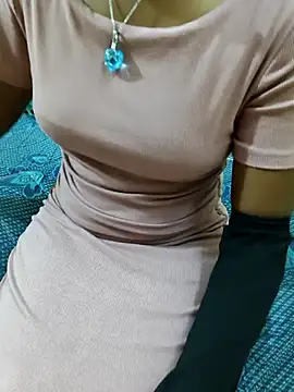 Snapshot of Chennai-couples chatting on November 1, 2025, 6:13 pm Chennai-couples online show from November 1, 2025, 6:13 pm