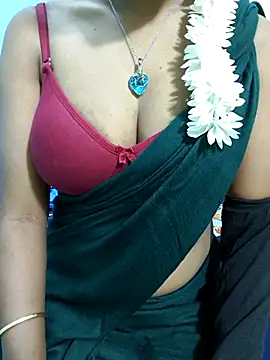 Snapshot of Chennai-couples chatting on December 22, 2025, 5:57 pm Chennai-couples online show from December 22, 2025, 5:57 pm