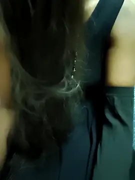 Snapshot of Chennai-couples chatting on October 28, 2025, 8:24 am Chennai-couples online show from October 28, 2025, 8:24 am