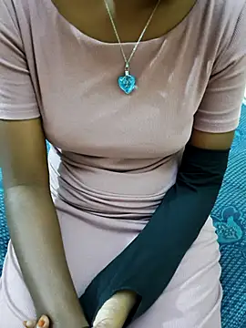 Snapshot of Chennai-couples chatting on November 8, 2025, 7:06 pm Chennai-couples online show from November 8, 2025, 7:06 pm