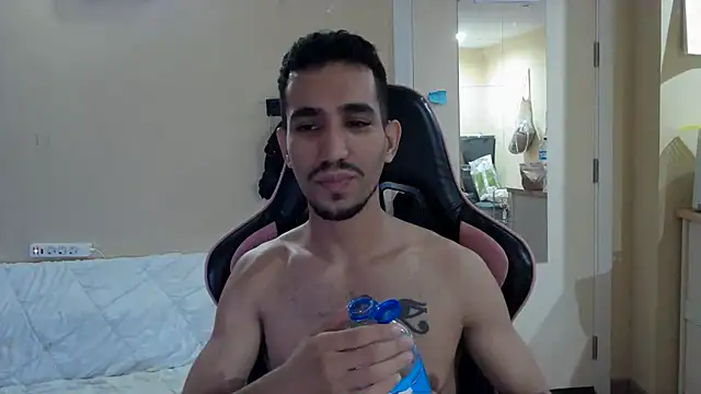 junokun22 online show from October 23, 2025, 6:50 pm