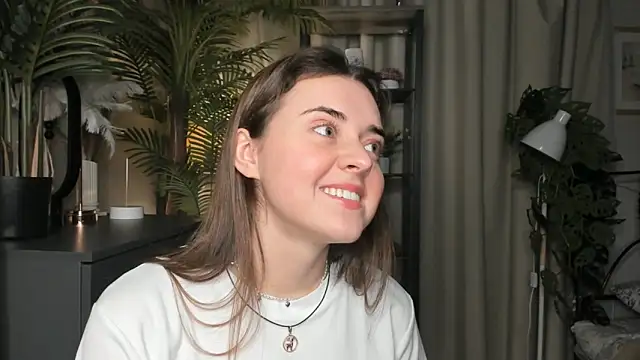 ThelmaJusto online show from November 22, 2025, 3:11 pm