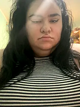 gothlove666 online show from October 7, 2025, 3:57 pm