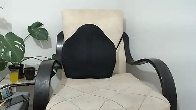 Snapshot of Yildiz060 chatting on November 10, 2025, 9:31 pm Yildiz060 online show from November 10, 2025, 9:31 pm