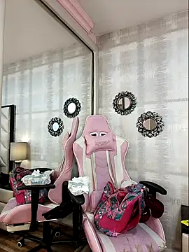 Snapshot of CristalShayy chatting on January 7, 2026, 11:04 am CristalShayy online show from January 7, 2026, 11:04 am