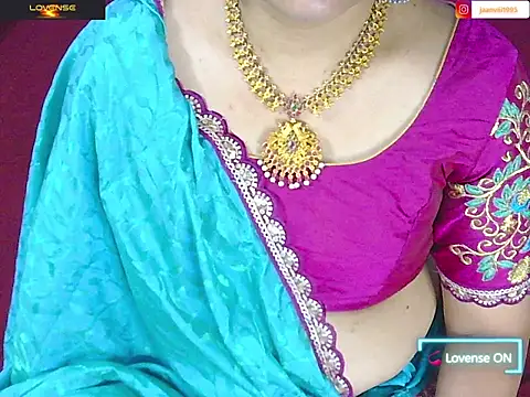 Snapshot of traditional_Jaanvi chatting on May 12, 2026, 12:41 am traditional Jaanvi online show from May 12, 2026, 12:41 am